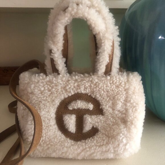 TELFAR X UGG Small Shoppers Bag Shearling Tote Chestnut & Natural - Picture 1 of 16